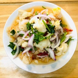 ยำวุ้นเส้นเล็บมือนาง