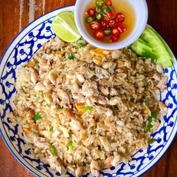 ข้าวผัดปู