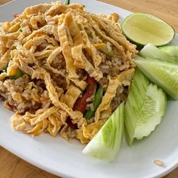 ข้าวผัดรถเมย์หมู