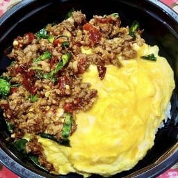 ร้านเจี๊ยบตำยำโคตรแซ่บ & อาหารตามสั่ง 3 ตลาดมหาชัย