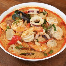 ต้มยำรวมมิตรทะเล