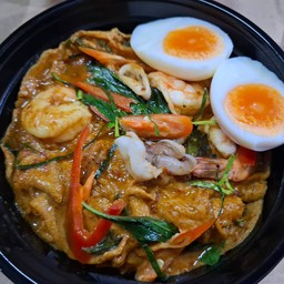 ข้าวก่อหมกทะเลไข่ข้น + ไข่ต้ม