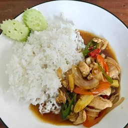 ผัดพริกราดข้าว