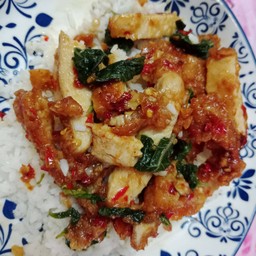 ข้าว กะเพราไก่กรอบ