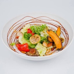 สลัดผักย่าง