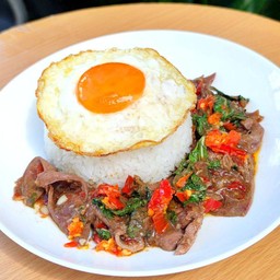 กระเพราตับหมู สุดเข้มละมุน