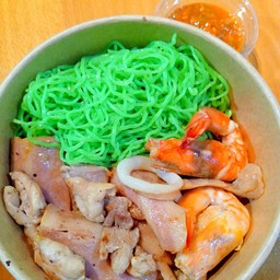 ทะเล & ไก่กะทะพร้อมทานเช็คอิทดาว