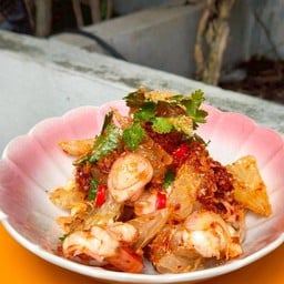 ยำส้มโอใส่กุ้ง