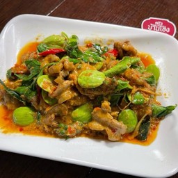 ผัดเผ็ดหมูป่า ใส่สะตอ