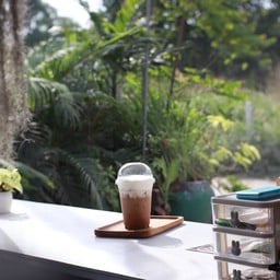 Sunrise cafe’