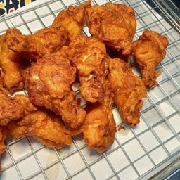 ไก่ทอด น้องอั่งเปา ลานข้าวแลง