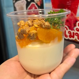 โยเกิร์ต Yogurt Original with fruits