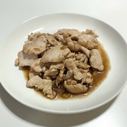 ผัดกระเทียมพริกไทย