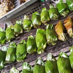 ร้านข้าวเหนียวปิ้งโบราณ