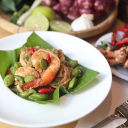 กุ้งผัดกะปิสะตอ