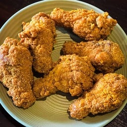 น่องไก่วิงค์แซ่บบ