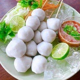 ลูกชิ้นปลากลม ลวกจิ้ม