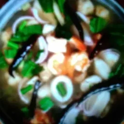 ต้มยำรวมมิตรนำ้ใส