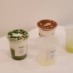 Latte & yuzu soda 🍊 ละมุน+สดชื่น คาเฟ่ญี่ปุ่นสุขุมวิทน่านั่งมาก