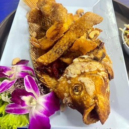 ปลาทับทิมทอดน้ำปลา