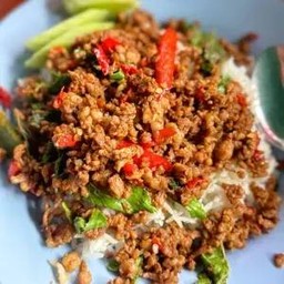 ข้าวกะเพราหมูสับ