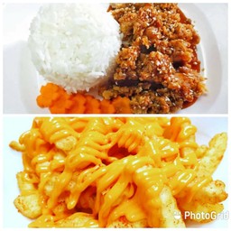 ข้าวไก่กรอบซอสเกาหลี+เฟรนช์ฟรายส์ราดชีส