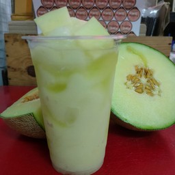 เมล่อนปั่นเขียวปั่นนมสด