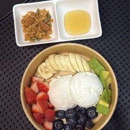 กรีกโยเกิร์ต-YOGREEK! ไอลีฟพราวด์