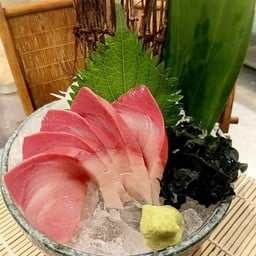 กินลาบ อีสานกายะ อมตะ