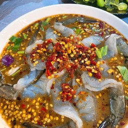 ยำกุ้งสด