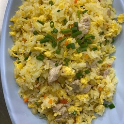ข้าวผัดไก่(จานกลาง)