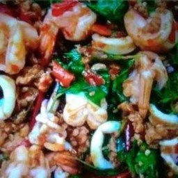 กะเพรารวมมิตร