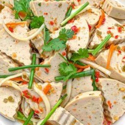 ยำหมูยอ