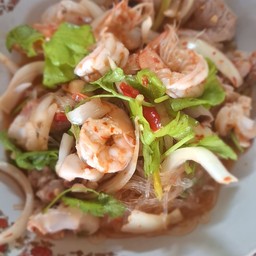ยำทะเทรวมวุ้นเส้น