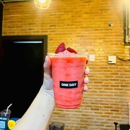 สตอเบอรี่ปั่น