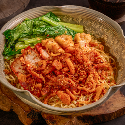 บะหมี่หมูแดงหมูกรอบ (น้ำพริกกากหมู)