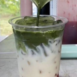 มัทฉะสตอเบอรี่