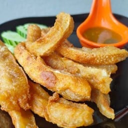 แซลมอน ตาโต ไทรน้อย