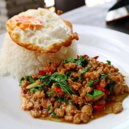 อาหารตามสั่งฟรีไข่ดาว