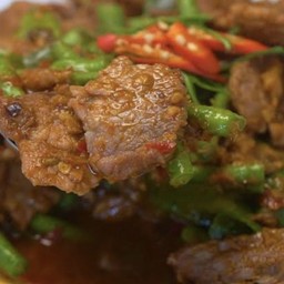 เนื้อผัดพริกแกง(เป็นกับ)