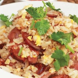 ข้าวผัดกุนเชียงชาลาลาลาล่า