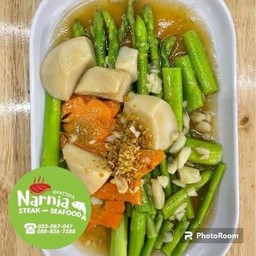 ผัดหน่อไม้ฝรั่ง(น้ำมันหอย)