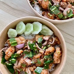 ข้าวยำไก่แซ่บ(เพิ่มไข่/ไม่เพิ่มไข่)