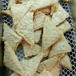 เต้าหู้ 3 เหลี่ยม 三角丸子