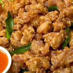 ข้าว เอ็นข้อไก่ทอดกระเทียม