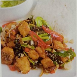 ข้าวปลากะพงผัดฉ่า