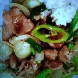 ข้าวพริกอ่อนหมู