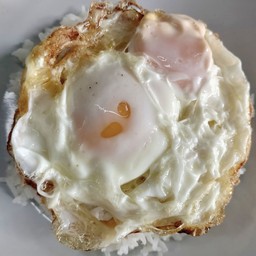 ข้าวไข่ดาว2ฟองน้ำปลาซิ่ง