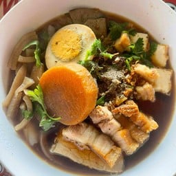 ก๋วยจั๊บวินเทจสูตรแม่