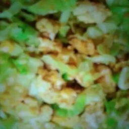 ข้าวกะหล่ำปลีผัดไข่